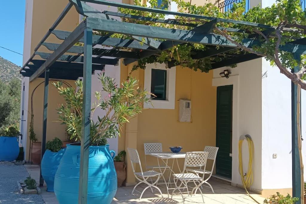 το σπίτι που σε ταξιδεύει * Agia Galini